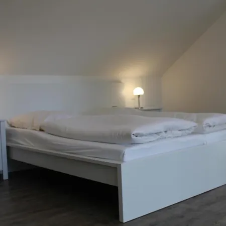 Brunnenhof 3*