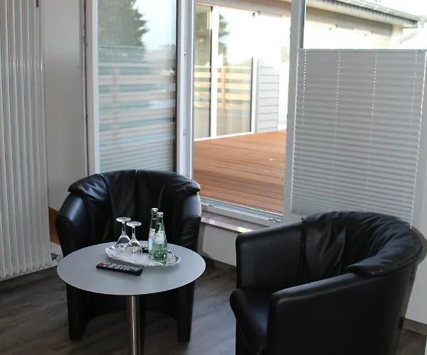 Hotel Brunnenhof Konukevi 3*