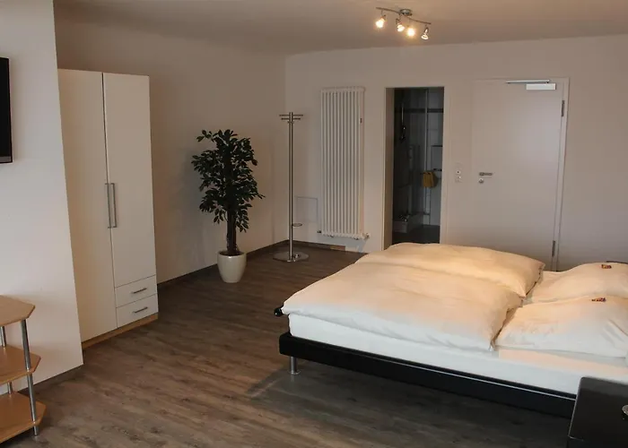 Hotel Brunnenhof Konukevi